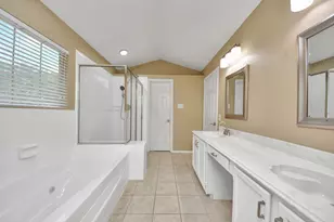 7807 Leaf Point Ct, Houston, TX 77095 - Photo 22