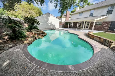 7807 Leaf Point Court, Houston, TX 77095 - Photo 32