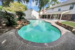 7807 Leaf Point Ct, Houston, TX 77095 - Photo 32