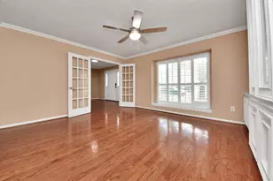 7807 Leaf Point Ct, Houston, TX 77095 - Photo 8