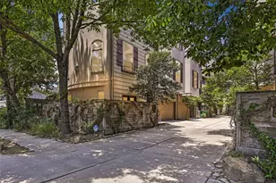 5014 Schuler St, Houston, TX 77007 - Photo 1