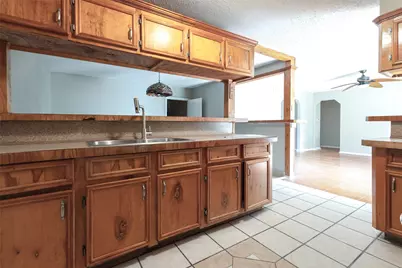 3719 Heatherbrook Drive, Houston, TX 77045 - Photo 16
