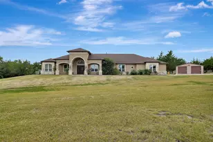 690 Meadow Bend Rd, Bellville, TX 77418 - Photo 6