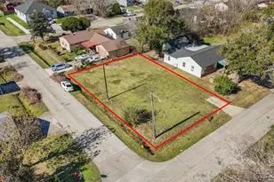 10530 Chesterfield Dr, Houston, TX 77051 - Photo 2