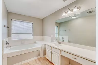 6207 Winter Oak Street, Pearland, TX 77584 - Photo 12