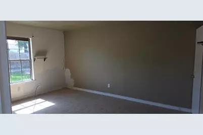 5620 Hollow Pines Drive, Houston, TX 77049 - Photo 6