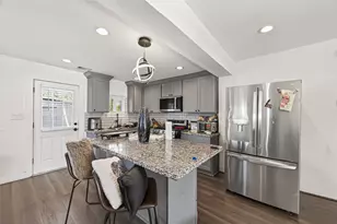 978 St Clair St, Houston, TX 77088 - Photo 6