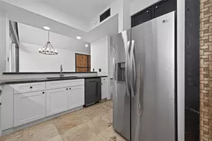 2129 Lake Village Dr, Houston, TX 77339 - Photo 10