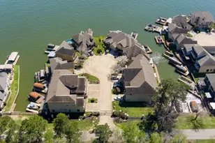 347 Old Aqua Landing E, Conroe, TX 77356 - Photo 6
