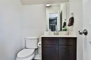 34 Woodland Hills Dr, Conroe, TX 77303 - Photo 8