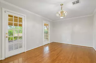 7715 Brush Wood Dr, Houston, TX 77088 - Photo 10