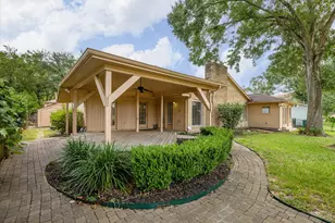 7715 Brush Wood Dr, Houston, TX 77088 - Photo 34