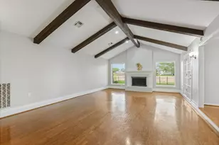 7715 Brush Wood Dr, Houston, TX 77088 - Photo 2