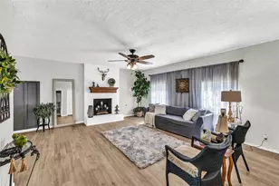 2705 Parrott Ave, Rosenberg, TX 77471 - Photo 6