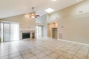8619 Spring Green Dr, Houston, TX 77095 - Photo 4