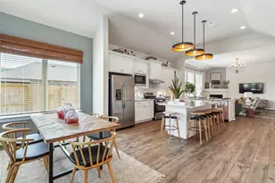 15039 Mission Ave, Mont Belvieu, TX 77523 - Photo 10