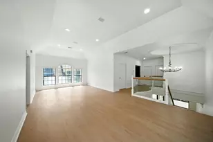 12625 Memorial Dr, Houston, TX 77024 - Photo 16