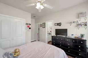 135 April Waters Dr N, Montgomery, TX 77356 - Photo 32