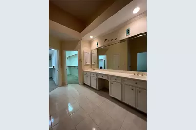 1929 Woodbury Street, Houston, TX 77030 - Photo 10
