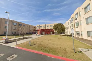 500 R St, Bakersfield, CA 93304 - Photo 6