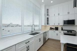 5704 Fairdale Ln, Houston, TX 77057 - Photo 6