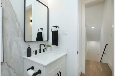 5704 Fairdale Lane #B, Houston, TX 77057 - Photo 14