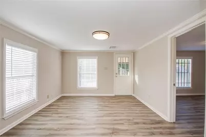 1051 W Little York Road, Houston, TX 77091 - Photo 10