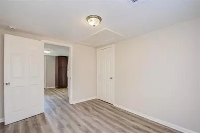 1051 W Little York Road, Houston, TX 77091 - Photo 16