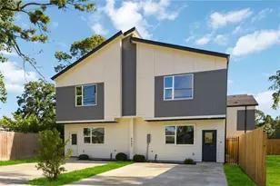 5827 Polly St, Houston, TX 77016 - Photo 2