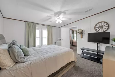 4002 Piney Meadow Drive, Conroe, TX 77301 - Photo 14