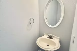 13126 S Bellaire Estates Dr, Houston, TX 77072 - Photo 8