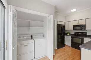701 Bering Dr, Houston, TX 77057 - Photo 6