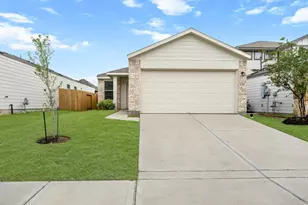 5345 Basquiat Dr, Houston, TX 77048 - Photo 1