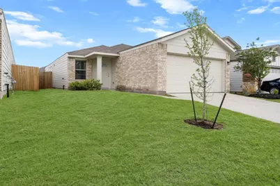 5345 Basquiat Drive, Houston, TX 77048 - Photo 2