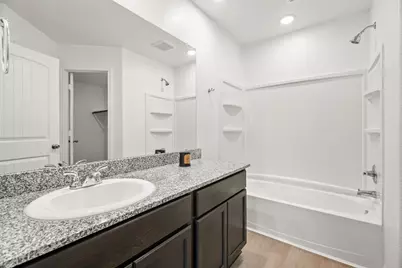 5345 Basquiat Drive, Houston, TX 77048 - Photo 16
