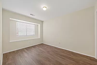 2111 Laurel Arbor Drive, Houston, TX 77014 - Photo 14