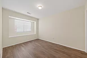 2111 Laurel Arbor Dr, Houston, TX 77014 - Photo 14