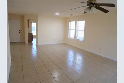 12825 Arp Street #B, Houston, TX 77085 - Photo 10
