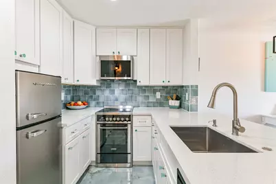 7312 Seawall Boulevard #209, Galveston, TX 77551 - Photo 4