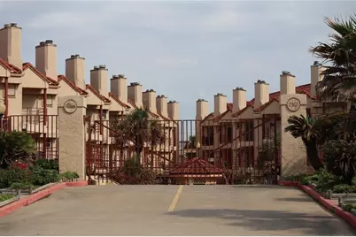 7312 Seawall Boulevard #209, Galveston, TX 77551 - Photo 12
