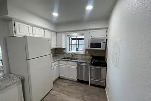 1311 Antoine Dr, Houston, TX 77055 - Photo 6