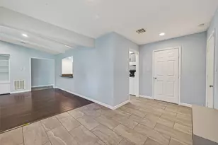 11811 Beverly Dr, Houston, TX 77065 - Photo 20