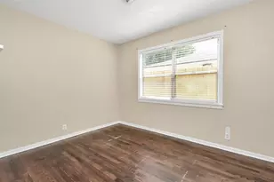6610 Granite St, Houston, TX 77092 - Photo 8