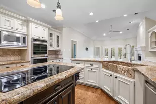 7 Wellesley Dr, Conroe, TX 77304 - Photo 10