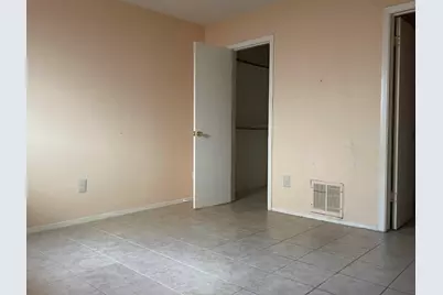 10751 Corona Lane, Houston, TX 77072 - Photo 6