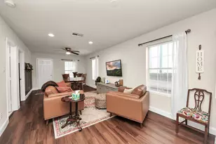 7711 Avenue L, Houston, TX 77012 - Photo 8