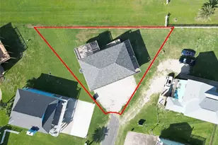 2340 Martinique, Crystal Beach, TX 77650 - Photo 2