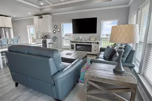 2340 Martinique, Crystal Beach, TX 77650 - Photo 18