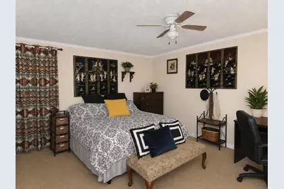 608 Country Breeze, Floresville, TX 78114 - Photo 6