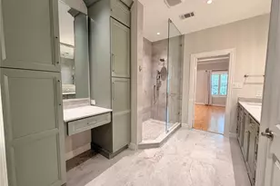 210-C Clearview Ave, Friendswood, TX 77546 - Photo 16